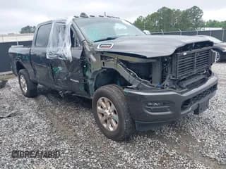 ✅ 2021 Ram 2500 Laramie • VIN: 3C6UR5FL1MG561600 • Lot: 42341595. Wystawiony na IAAI z przebiegiem 71 387 mil. Bezpłatny archiwum sprzedaży aukcyjnych z USA i szczegółowy raport historii pojazdu na DreamBid. Zdjęcie 1.