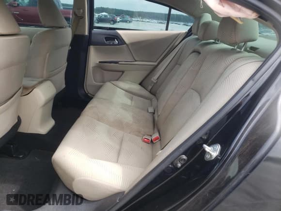 ✅ 2015 Honda Accord LX • VIN: 1HGCR2F31FA085175 • Lot: 68076095. Wystawiony na Copart z przebiegiem 132 266 mil. Bezpłatny archiwum sprzedaży aukcyjnych z USA i szczegółowy raport historii pojazdu na DreamBid. Zdjęcie 10.