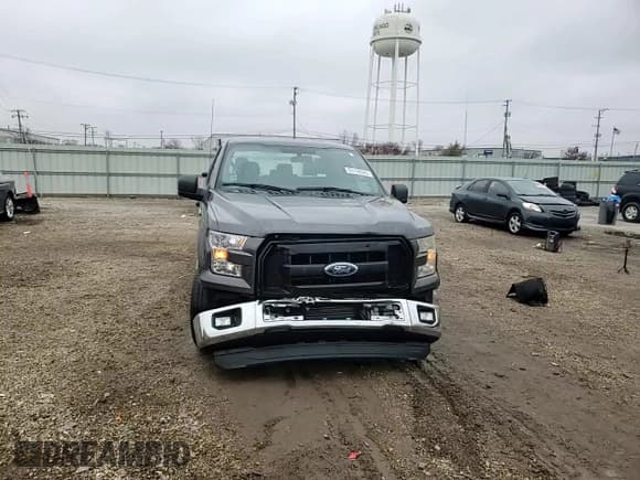 ✅ 2017 Ford F-150 XL • VIN: 1FTEX1CP3HFC50843 • Lot: 93196945. Wystawiony na Copart z przebiegiem 101 265 mil. Bezpłatny archiwum sprzedaży aukcyjnych z USA i szczegółowy raport historii pojazdu na DreamBid. Zdjęcie 13.