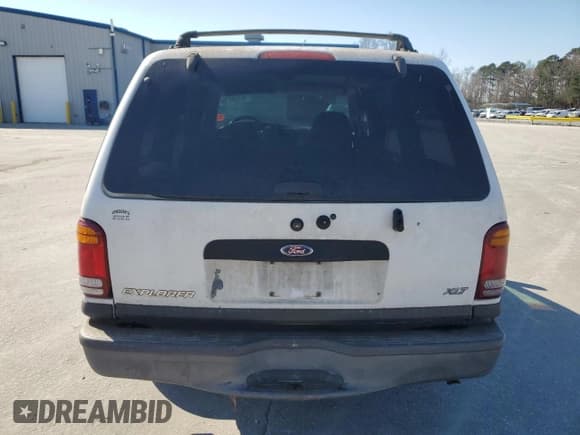 ✅ 1999 Ford Explorer XL • VIN: 1FMZU34XXXUB28975 • Лот: 46269415. Опубликован ранее на Copart с пробегом 288 031 миль. Бесплатный доступ к архиву аукционных продаж из США и подробный отчёт об истории автомобиля на DreamBid. Изображение 6.