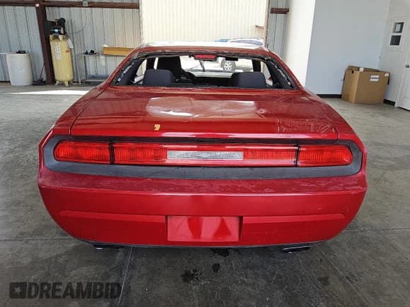 ✅ 2012 Dodge Challenger SXT • VIN: 2C3CDYAG9CH291291 • Lot: 73776384. Wystawiony na Copart z przebiegiem 139 441 mil. Bezpłatny archiwum sprzedaży aukcyjnych z USA i szczegółowy raport historii pojazdu na DreamBid. Zdjęcie 6.