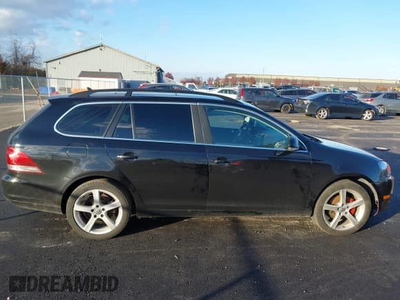 ✅ 2013 Volkswagen Jetta SE • VIN: 3VWPP7AJ7DM600637 • Lot: 43694751. Wystawiony na IAAI z przebiegiem 112 700 mil. Bezpłatny archiwum sprzedaży aukcyjnych z USA i szczegółowy raport historii pojazdu na DreamBid. Zdjęcie 13.