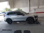 ✅ 2025 Honda CR-V Sport-L • VIN: 5J6RS5H80SL001167 • Lot: 43382315. Listed on IAAI with 21,935 mi. Free auction sales archive from the USA and detailed vehicle history report at DreamBid. Image 13.