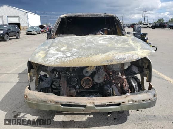 ✅ 2006 Chevrolet Silverado 2500HD LT3 • VIN: 1GCHK23UX6F191374 • Lot: 56893015. Wystawiony na Copart z przebiegiem Nie podano. Bezpłatny archiwum sprzedaży aukcyjnych z USA i szczegółowy raport historii pojazdu na DreamBid. Zdjęcie 5.