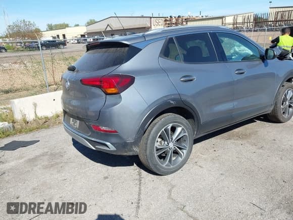 ✅ 2021 Buick Encore GX Essence • VIN: KL4MMGSL6MB162497 • Лот: 43350586. Опубликован ранее на IAAI с пробегом 74 127 миль. Бесплатный доступ к архиву аукционных продаж из США и подробный отчёт об истории автомобиля на DreamBid. Изображение 4.