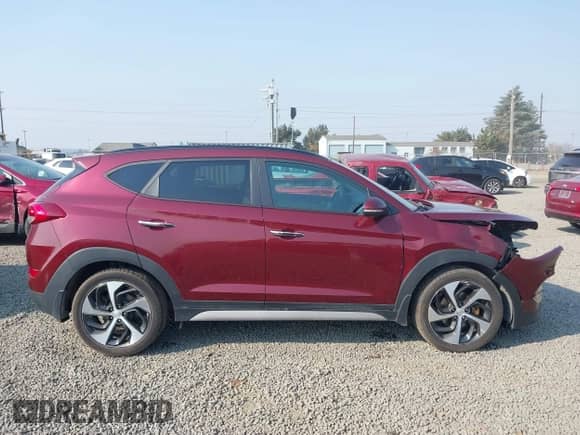 2017 Hyundai Tucson Sport z VIN KM8J3CA22HU577271, wystawiony jako IAAI lot #43134035 z przebiegiem 67 321 mil mil oraz . Historia ofert i sprzedaży dostępna na DreamBid. Obrazek 13.