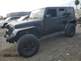 ✅ 2013 Jeep Wrangler Unlimited Sahara • VIN: 1C4HJWEG7DL550003 • Lot: 70385465. Wystawiony na Copart z przebiegiem 181 771 mil. Bezpłatny archiwum sprzedaży aukcyjnych z USA i szczegółowy raport historii pojazdu na DreamBid. Zdjęcie 1.