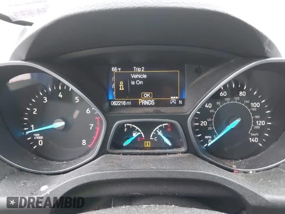 ✅ 2019 Ford Escape SE • VIN: 1FMCU9GD7KUB83970 • Lot: 43158648. Wystawiony na IAAI z przebiegiem 62 216 mil. Bezpłatny archiwum sprzedaży aukcyjnych z USA i szczegółowy raport historii pojazdu na DreamBid. Zdjęcie 7.