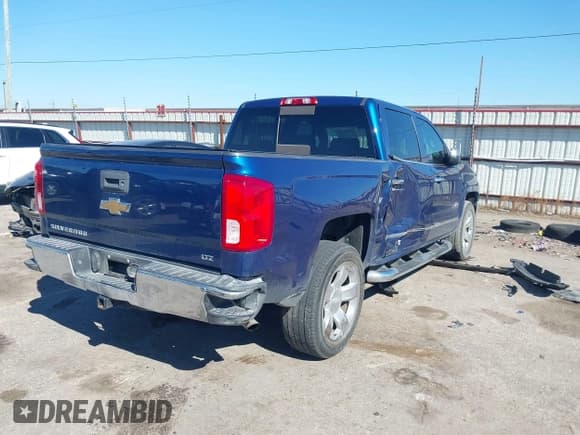 ✅ 2017 Chevrolet Silverado 1500 LTZ • VIN: 3GCPCSEC7HG423878 • Lot: 43603904. Wystawiony na IAAI z przebiegiem 150 887 mil. Bezpłatny archiwum sprzedaży aukcyjnych z USA i szczegółowy raport historii pojazdu na DreamBid. Zdjęcie 4.