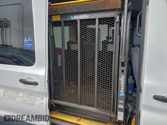 ✅ 2016 Ford Transit Cargo • VIN: 1FTYR3XM3GKA29669 • Лот: 95807105. Опубликован ранее на Copart с пробегом 164 766 миль. Бесплатный доступ к архиву аукционных продаж из США и подробный отчёт об истории автомобиля на DreamBid. Изображение 11.
