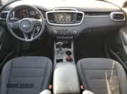 ✅ 2017 Kia Sorento L • VIN: 5XYPG4A31HG299840 • Lot: 86898005. Listed on Copart with 88,923 mi. Free auction sales archive from the USA and detailed vehicle history report at DreamBid. Image 8.