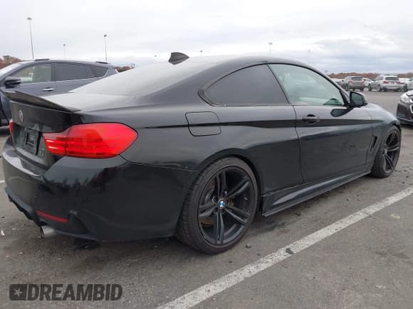 ✅ 2014 BMW 4 Series 435i xDrive • VIN: WBA3R5C54EK187968 • Лот: 43594588. Опубликован ранее на IAAI с пробегом 104 081 миль. Бесплатный доступ к архиву аукционных продаж из США и подробный отчёт об истории автомобиля на DreamBid. Изображение 4.