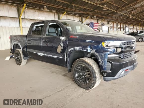 ✅ 2020 Chevrolet Silverado 1500 LT Trail Boss • VIN: 3GCPYFED2LG243167 • Lot: 92944645. Wystawiony na Copart z przebiegiem 109 062 mil. Bezpłatny archiwum sprzedaży aukcyjnych z USA i szczegółowy raport historii pojazdu na DreamBid. Zdjęcie 4.