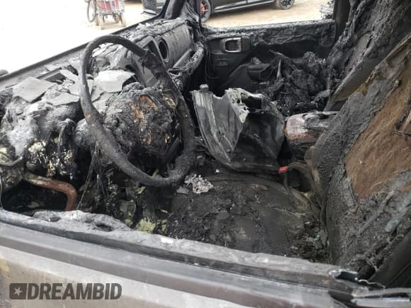 ✅ 2023 Jeep Wrangler • VIN: 1C4JJXN6XPW685493 • Лот: 51943474. Опубликован ранее на Copart с пробегом Не указан. Бесплатный доступ к архиву аукционных продаж из США и подробный отчёт об истории автомобиля на DreamBid. Изображение 7.