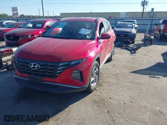 2023 Hyundai Tucson SEL z VIN 5NMJB3AE0PH226883, wystawiony jako IAAI lot #43409505 z przebiegiem 56 337 mil mil oraz . Historia ofert i sprzedaży dostępna na DreamBid. Obrazek 2.