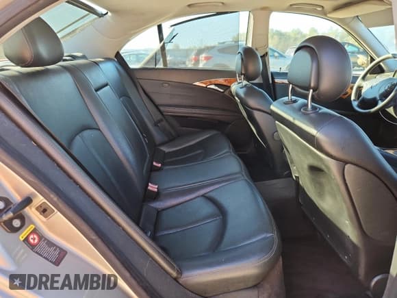 ✅ 2005 Mercedes-Benz E 320 CDI • VIN: WDBUF26J45A761738 • Lot: 86779435. Listed on Copart with 275,622 mi. Free auction sales archive from the USA and detailed vehicle history report at DreamBid. Image 10.