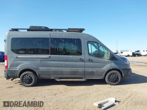 ✅ 2023 Ford Transit Passenger XL • VIN: 1FBAX9CG3PKB41256 • Лот: 41967907. Опубликован ранее на IAAI с пробегом 4 743 миль. Бесплатный доступ к архиву аукционных продаж из США и подробный отчёт об истории автомобиля на DreamBid. Изображение 14.