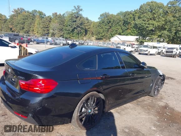 ✅ 2017 BMW 4 Series 430i • VIN: WBA4F7C56HG438375 • Лот: 43395502. Опубликован ранее на IAAI с пробегом 128 387 миль. Бесплатный доступ к архиву аукционных продаж из США и подробный отчёт об истории автомобиля на DreamBid. Изображение 4.