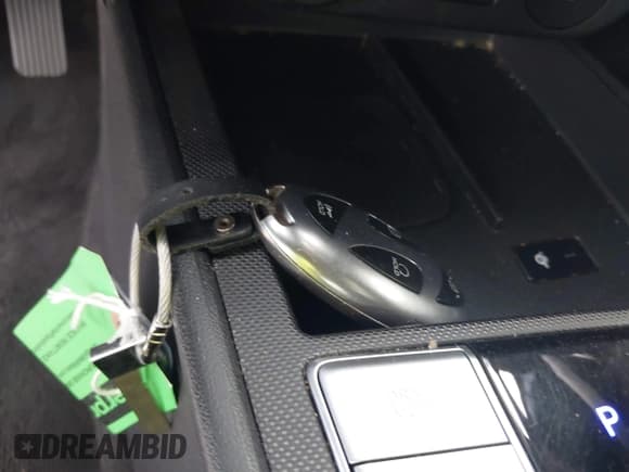 ✅ 2025 Hyundai Elantra SEL Convenience • VIN: KMHLS4DG1SU880512 • Lot: 43749246. Listed on IAAI with 33,924 mi. Free auction sales archive from the USA and detailed vehicle history report at DreamBid. Image 11.