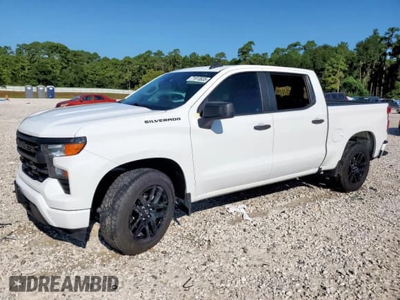 ✅ 2023 Chevrolet Silverado 1500 Custom • VIN: 1GCPABEK0PZ139861 • Lot: 71913635. Wystawiony na Copart z przebiegiem 43 641 mil. Bezpłatny archiwum sprzedaży aukcyjnych z USA i szczegółowy raport historii pojazdu na DreamBid. Zdjęcie 1.