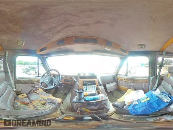 ✅ 1993 GMC Vandura • VIN: 1GDEG25KXPF515257 • Lot: 56179665. Wystawiony na Copart z przebiegiem 308 324 mil. Bezpłatny archiwum sprzedaży aukcyjnych z USA i szczegółowy raport historii pojazdu na DreamBid. Zdjęcie 15.