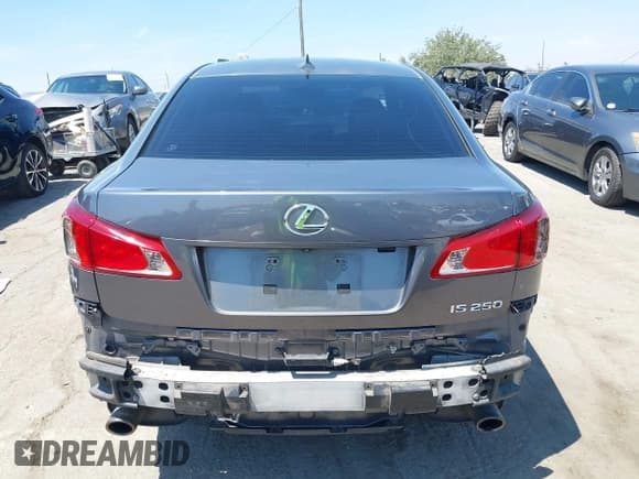 ✅ 2012 Lexus IS 250 • VIN: JTHBF5C26C5176445 • Lot: 42926961. Listed on IAAI with 140,959 mi. Free auction sales archive from the USA and detailed vehicle history report at DreamBid. Image 16.