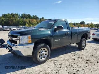 ✅ 2013 Chevrolet Silverado 2500HD Work Truck • VIN: 1GC0KVCGXDZ274825 • Lot: 82235265. Wystawiony na Copart z przebiegiem 85 044 mil. Bezpłatny archiwum sprzedaży aukcyjnych z USA i szczegółowy raport historii pojazdu na DreamBid. Zdjęcie 1.