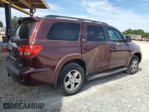 ✅ 2010 Toyota Sequoia SR5 • VIN: 5TDZY5G15AS022800 • Lot: 69982384. Listed on Copart with 213,548 mi. Free auction sales archive from the USA and detailed vehicle history report at DreamBid. Image 3.