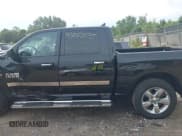 ✅ 2018 Ram 1500 Big Horn • VIN: 1C6RR7LT8JS158725 • Lot: 43053175. Wystawiony na IAAI z przebiegiem 77 773 mil. Bezpłatny archiwum sprzedaży aukcyjnych z USA i szczegółowy raport historii pojazdu na DreamBid. Zdjęcie 14.