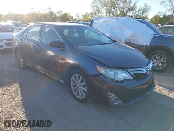✅ 2014 Toyota Camry XLE • VIN: 4T1BF1FK3EU734617 • Lot: 43349559. Listed on IAAI with 172,807 mi. Free auction sales archive from the USA and detailed vehicle history report at DreamBid. Image 1.