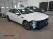 2024 Hyundai Sonata SEL z VIN KMHL34JJ5RA085911, wystawiony jako IAAI lot #41017842 z przebiegiem 2 046 mil mil oraz . Historia ofert i sprzedaży dostępna na DreamBid. Obrazek 1.