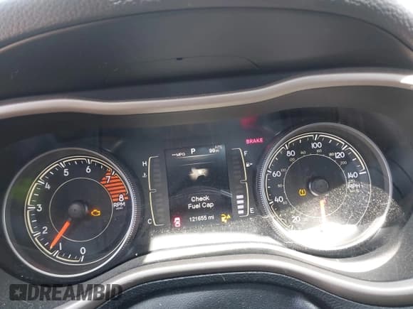 ✅ 2017 Jeep Cherokee Latitude • VIN: 1C4PJMCS8HW525476 • Lot: 42001328. Listed on IAAI with 121,665 mi. Free auction sales archive from the USA and detailed vehicle history report at DreamBid. Image 7.