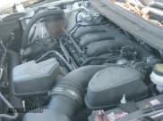 ✅ 2019 Ford Explorer XLT • VIN: 1FM5K7D8XKGA04281 • Lot: 43438902. Wystawiony na IAAI z przebiegiem 88 054 mil. Bezpłatny archiwum sprzedaży aukcyjnych z USA i szczegółowy raport historii pojazdu na DreamBid. Zdjęcie 19.