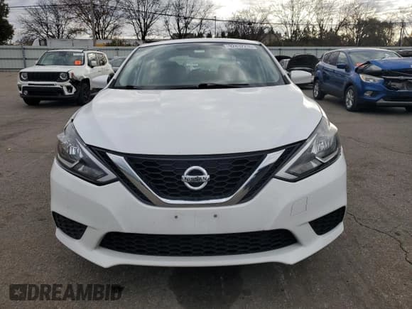 ✅ 2018 Nissan Sentra S • VIN: 3N1AB7APXJY276389 • Lot: 92832235. Wystawiony na Copart z przebiegiem 163 431 mil. Bezpłatny archiwum sprzedaży aukcyjnych z USA i szczegółowy raport historii pojazdu na DreamBid. Zdjęcie 5.