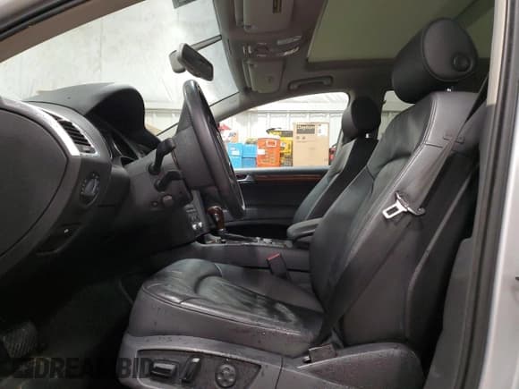 ✅ 2008 Audi Q7 Premium • VIN: WA1BV74L08D029665 • Lot: 47389885. Listed on Copart with 143,240 mi. Free auction sales archive from the USA and detailed vehicle history report at DreamBid. Image 7.