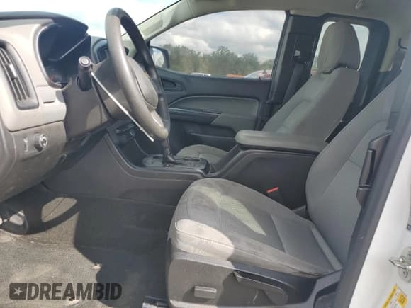 ✅ 2017 Chevrolet Colorado 2WD WT • VIN: 1GCHSBEA8H1287667 • Лот: 81665825. Опубликован ранее на Copart с пробегом 128 881 миль. Бесплатный доступ к архиву аукционных продаж из США и подробный отчёт об истории автомобиля на DreamBid. Изображение 7.