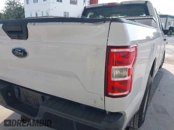 ✅ 2018 Ford F-150 XL • VIN: 1FTEX1CB0JKC73241 • Lot: 43780996. Listed on IAAI with 118,544 mi. Free auction sales archive from the USA and detailed vehicle history report at DreamBid. Image 18.
