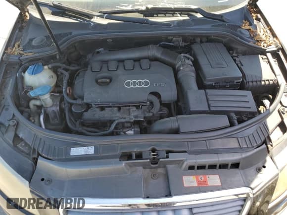 ✅ 2010 Audi A3 Premium Plus • VIN: WAUKEAFMXAA072388 • Lot: 71736445. Wystawiony na Copart z przebiegiem 90 684 mil. Bezpłatny archiwum sprzedaży aukcyjnych z USA i szczegółowy raport historii pojazdu na DreamBid. Zdjęcie 11.