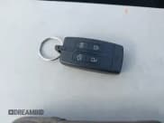 ✅ 2010 Lincoln MKT • VIN: 2LMHJ5FR6ABJ15009 • Lot: 43524648. Wystawiony na IAAI z przebiegiem 179 269 mil. Bezpłatny archiwum sprzedaży aukcyjnych z USA i szczegółowy raport historii pojazdu na DreamBid. Zdjęcie 11.