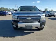 ✅ 2011 Chevrolet Tahoe LT • VIN: 1GNSKBE06BR171588 • Lot: 82760715. Wystawiony na Copart z przebiegiem 260 896 mil. Bezpłatny archiwum sprzedaży aukcyjnych z USA i szczegółowy raport historii pojazdu na DreamBid. Zdjęcie 14.