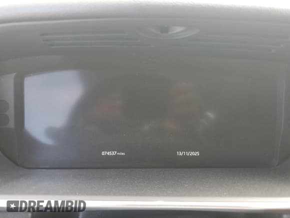 ✅ 2018 Land Rover Range Rover Sport SE • VIN: SALWG2RK9JA405574 • Лот: 92428935. Опубликован ранее на Copart с пробегом 74 537 миль. Бесплатный доступ к архиву аукционных продаж из США и подробный отчёт об истории автомобиля на DreamBid. Изображение 9.