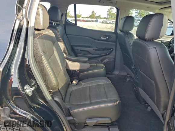 ✅ 2021 GMC Acadia AT4 • VIN: 1GKKNLLS7MZ112549 • Lot: 95575975. Wystawiony na Copart z przebiegiem 7 984 mil. Bezpłatny archiwum sprzedaży aukcyjnych z USA i szczegółowy raport historii pojazdu na DreamBid. Zdjęcie 10.