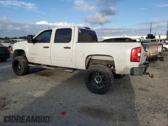 ✅ 2012 Chevrolet Silverado 1500 LT • VIN: 3GCPKSE2XCG246374 • Lot: 74093654. Listed on Copart with 204,783 mi. Free auction sales archive from the USA and detailed vehicle history report at DreamBid. Image 2.