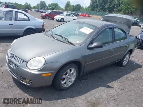 2005 Dodge Neon SXT z VIN 1B3ES56C95D266424, wystawiony jako IAAI lot #42686446 z przebiegiem 98 000 mil mil oraz . Historia ofert i sprzedaży dostępna na DreamBid. Obrazek 2.
