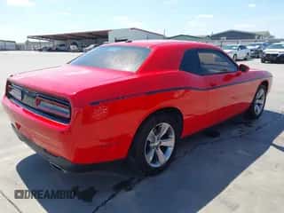 2016 Dodge Challenger SXT Plus с VIN 2C3CDZAG6GH137763, выставлен на аукционе IAAI как лот 43310704 с пробегом 119 926 миль миль и . История ставок и продаж доступна на DreamBid. Изображение 4.