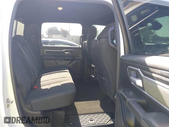 ✅ 2020 Ram 1500 Big Horn • VIN: 1C6SRFFT8LN397491 • Лот: 42543417. Опубликован ранее на IAAI с пробегом 74 639 миль. Бесплатный доступ к архиву аукционных продаж из США и подробный отчёт об истории автомобиля на DreamBid. Изображение 8.