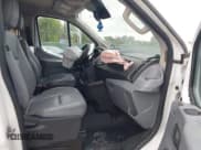 ✅ 2016 Ford Transit Cargo • VIN: 1FTYR2ZM6GKA44268 • Lot: 42453718. Listed on IAAI with 381,613 mi. Free auction sales archive from the USA and detailed vehicle history report at DreamBid. Image 5.