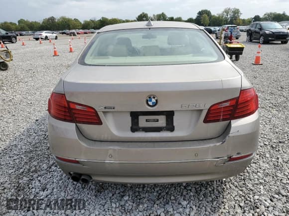 ✅ 2014 BMW 5 Series 528i xDrive • VIN: WBA5A7C52ED616394 • Lot: 81552155. Listed on Copart with 94,042 mi. Free auction sales archive from the USA and detailed vehicle history report at DreamBid. Image 6.