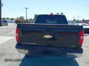 ✅ 2007 Chevrolet Silverado 1500 1LT • VIN: 2GCEC13J771553248 • Lot: 42212718. Wystawiony na IAAI z przebiegiem 206 338 mil. Bezpłatny archiwum sprzedaży aukcyjnych z USA i szczegółowy raport historii pojazdu na DreamBid. Zdjęcie 16.