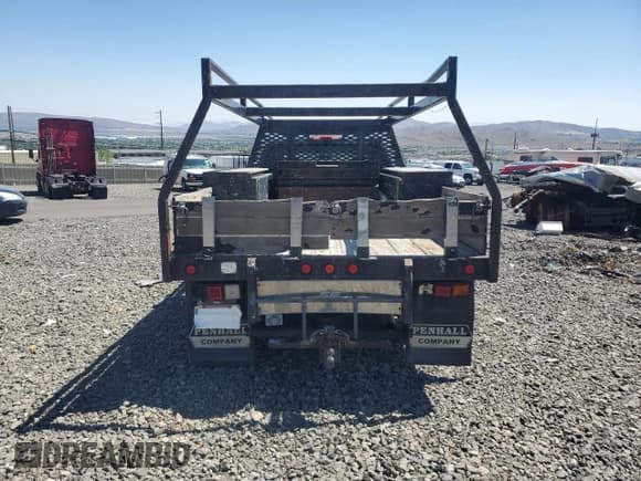 ✅ 2006 Chevrolet Silverado 2500HD • VIN: 1GBHK23U96F197705 • Lot: 63350275. Listed on Copart with 208,038 mi. Free auction sales archive from the USA and detailed vehicle history report at DreamBid. Image 6.